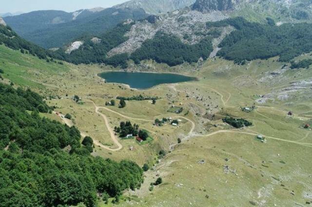 Katun Mokra Accommodation & Horseback Riding 波德戈里察 外观 照片